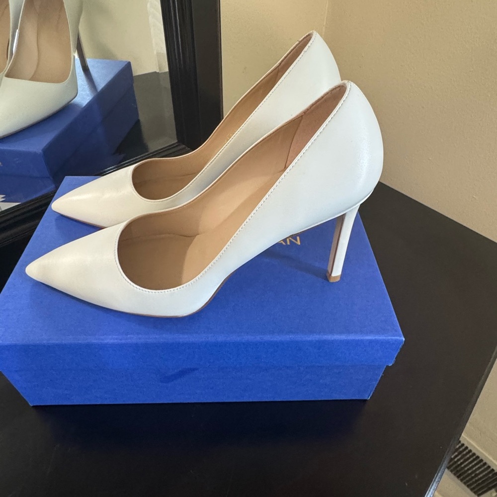 Stuart Weitzman Cream Pointed-Toe Stiletto Pumps